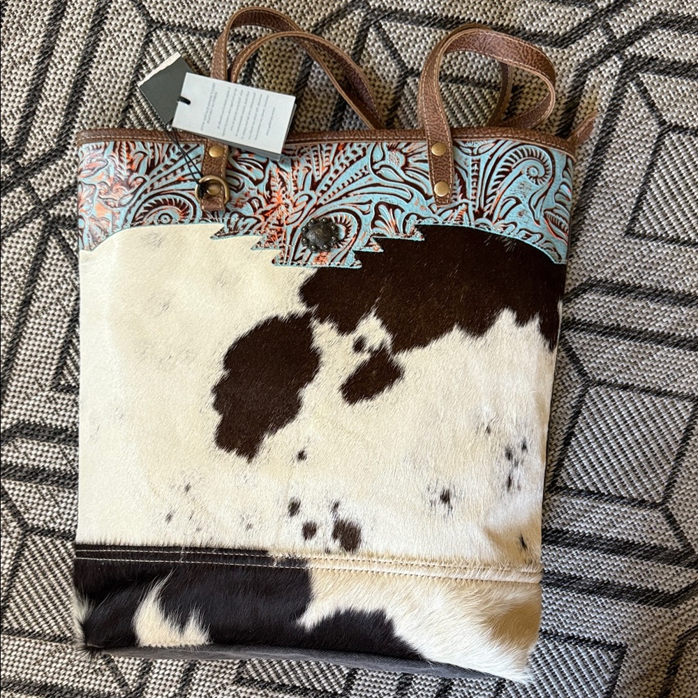 Cowhide Tote Bag with Paisley Trim Western Cowgirl Bohemian Rustic - Picture 2 of 7